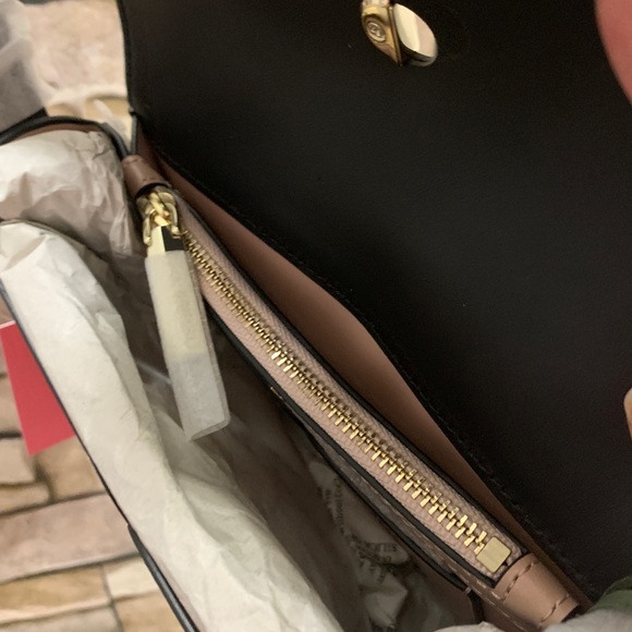 RARE🔥Authentic Kate Spade Italian leather flap Crosby🌹 - Picture 14 of 16